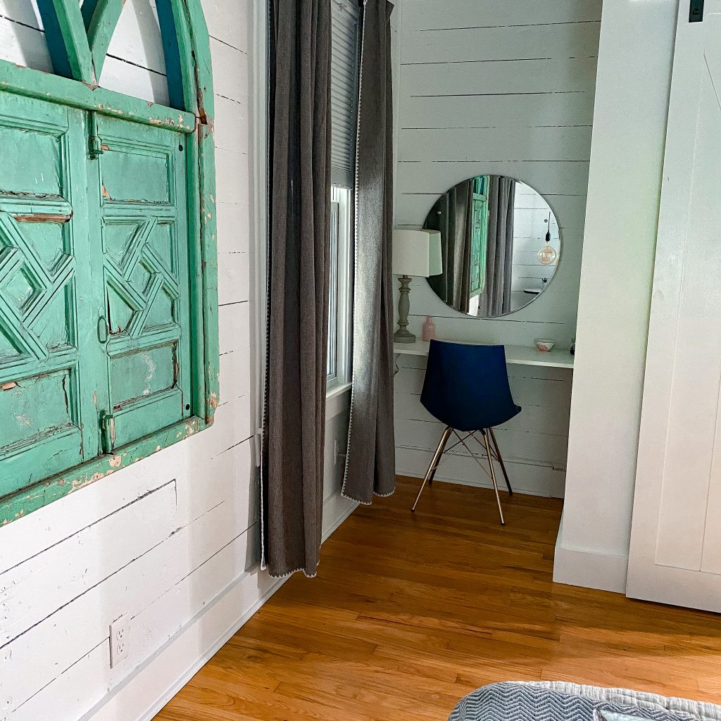 Tivy Cottage - A Dwell Well Property. The Luxurious Escape to the Heart of Texas Hill Country You Need To Book. Dwell Well Experience. Dwell Well Rental Properties. Kerrville, TX. Fredericksburg, TX. Texas Hill Country