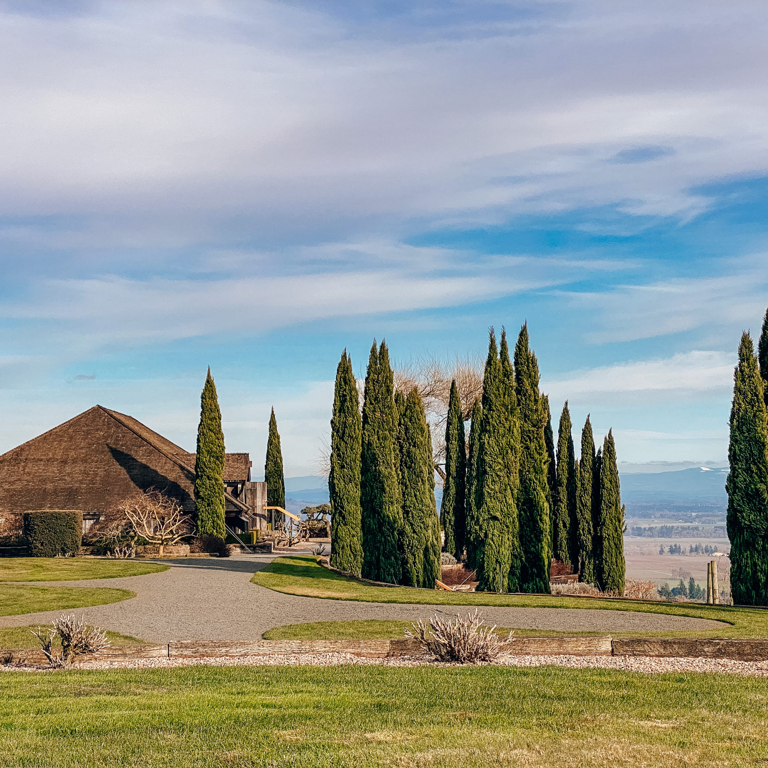 The best wineries in Willamette Valley. White Rose Estate. Dayton, Oregon. Willamette Valley wineries.