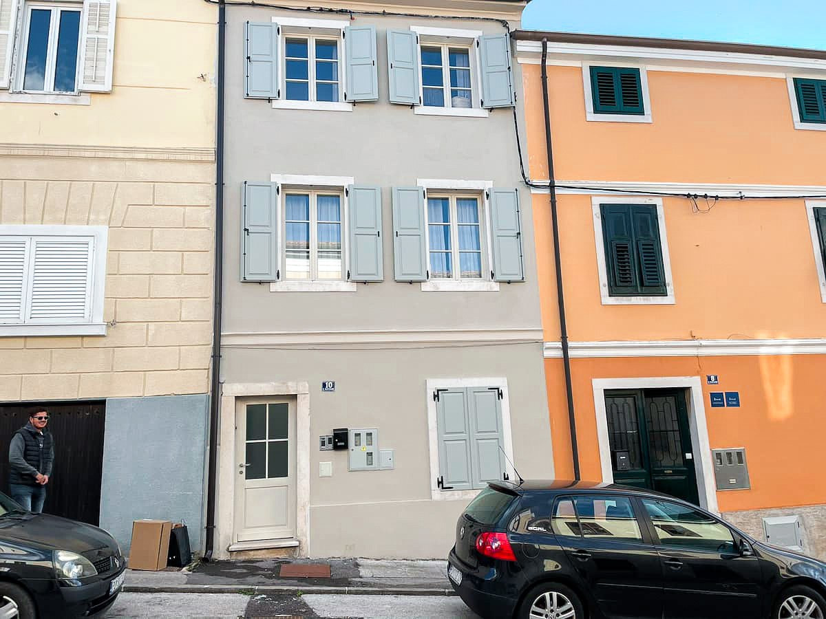 Where to stay in Istria, where to stay in Croatia, airbnb in croatia, best airbnbs croatia, airbnb porec, airbnb porec croatia, apartment Prosecco, where to stay in porec croatia, luxury apartments croatia, luxury apartment porec, best places to stay in istria