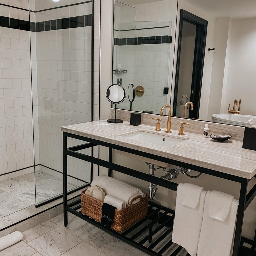 The best place to stay in Charleston, SC. Hotel Emeline, Charleston, SC. Where to stay in Charleston, South Carolina.