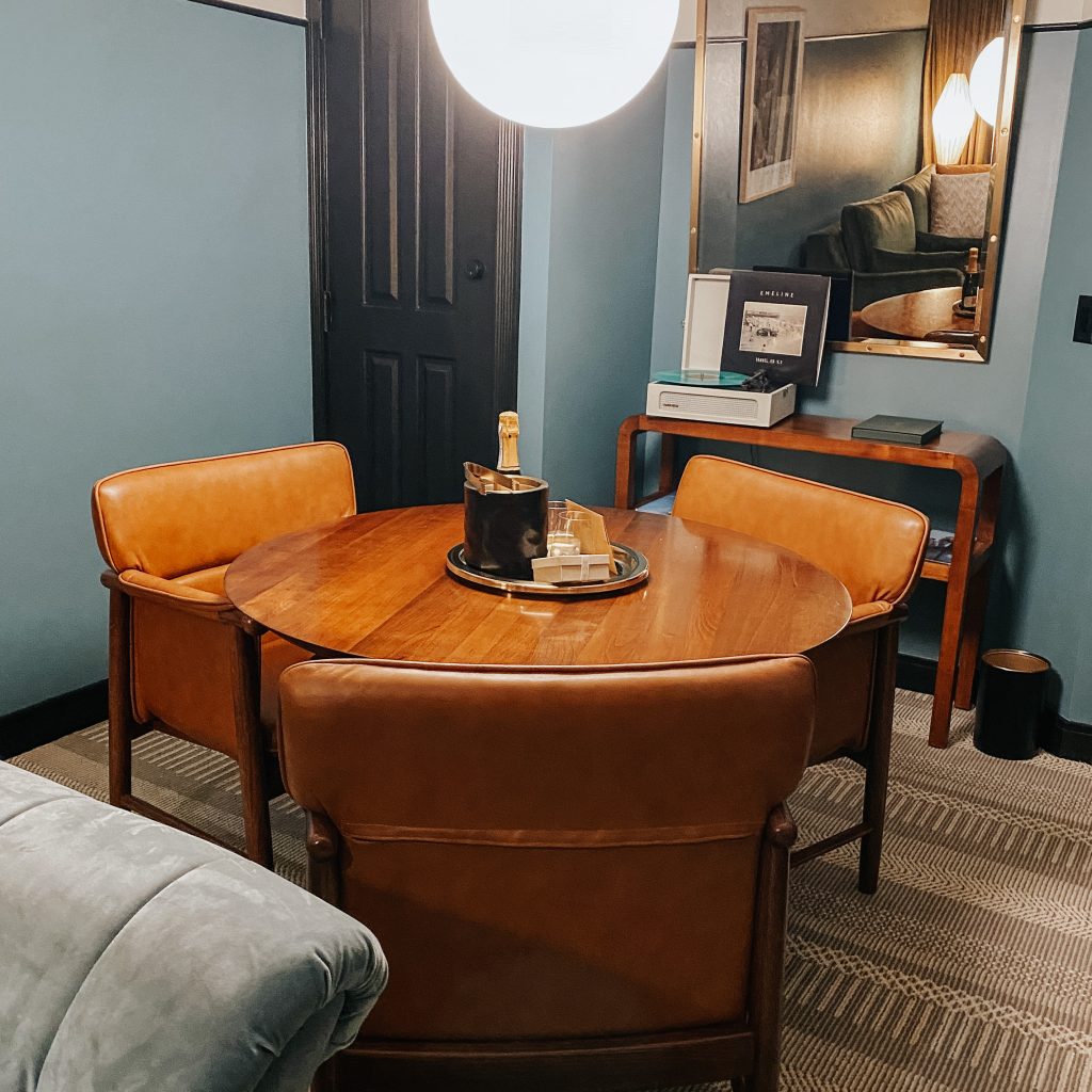 The best place to stay in Charleston, SC. Hotel Emeline, Charleston, SC. Where to stay in Charleston, South Carolina.